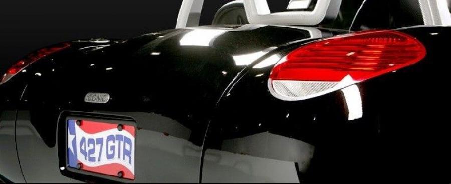 Детали интерьера AC Roadster GTR by Iconic Motors 2008 года  (фото 6 из 13)